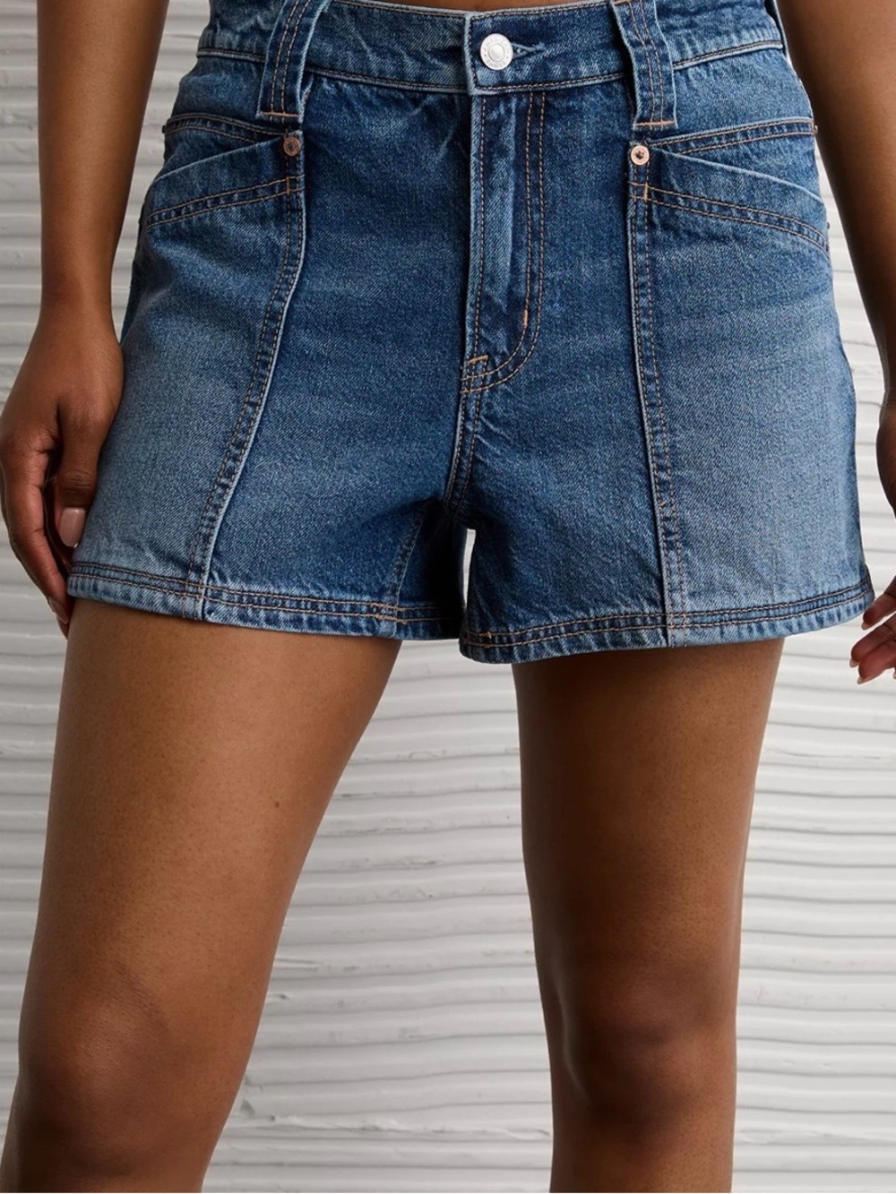 Women’s American Eagle Strigid High-Rise Relaxed Shorts